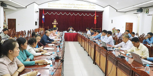 ກອງປະຊຸມ ສະຫຼຸບການຈັດຕັ້ງປະຕິບັດວຽກງານຫ້ອງວ່າການແຂວງ ປະຈໍາ 6 ເດືອນຕົ້ນປີ